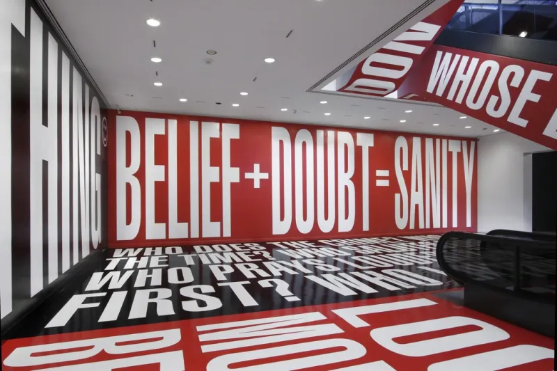 Abril de 2018. “Belief + Doubt” (2012),de Barbara Kruger 